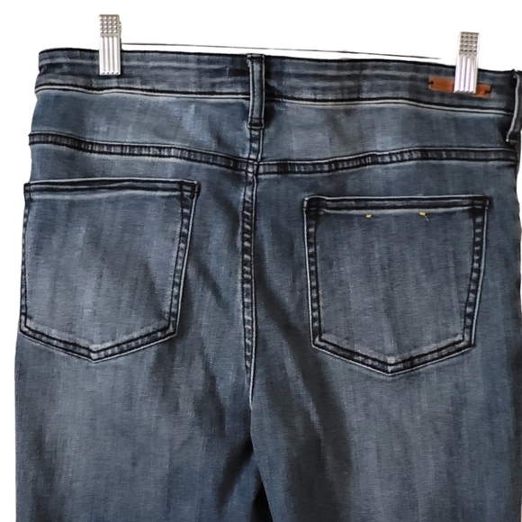 Pilcro Anthropologie High Rise Bootcut Jean Women 30 Button Hem Denim - Picture 5 of 14